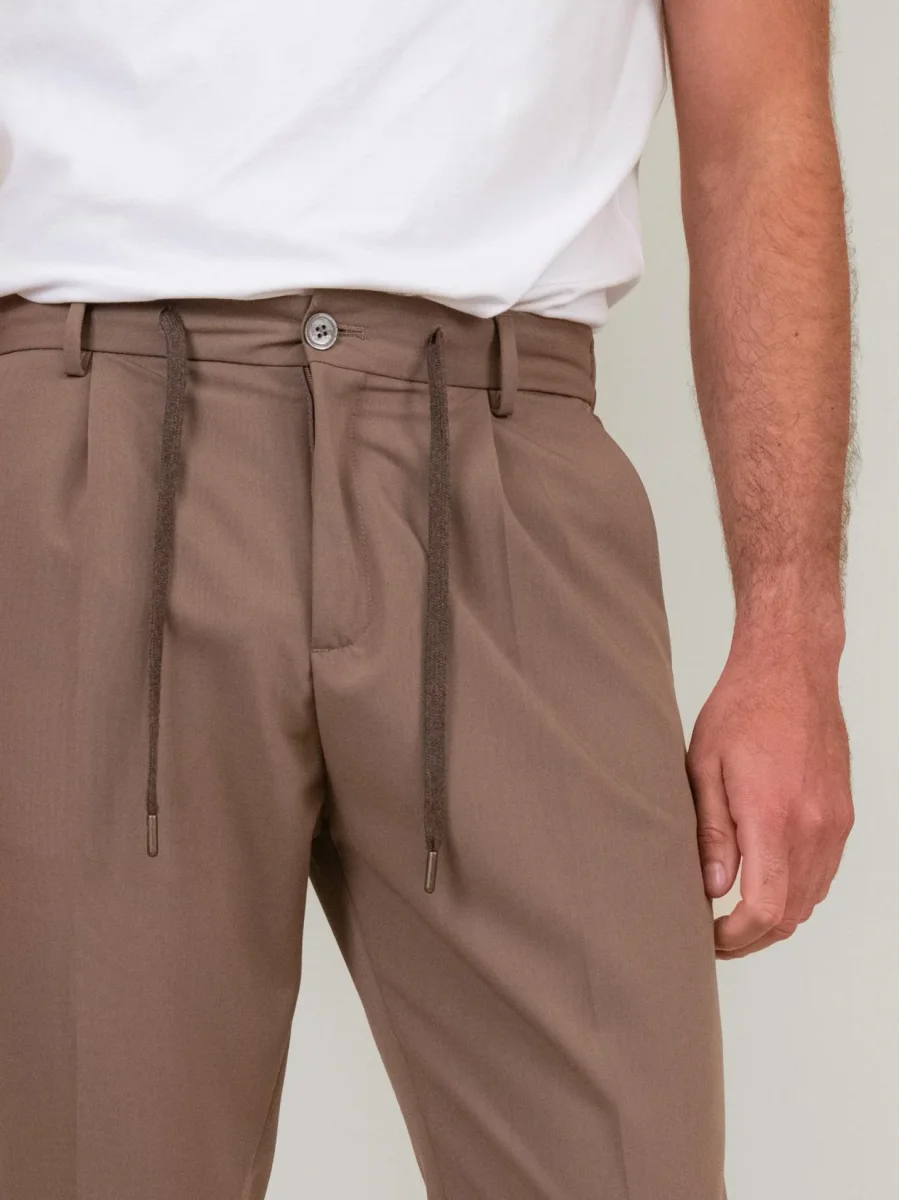 PANTALONE CON COULISSE COLOR CACAO - immagine 5