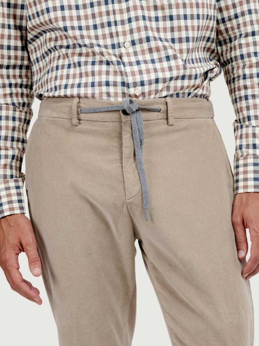 PANTALONE CON COULISSE IN VELLUTO BEIGE - immagine 6