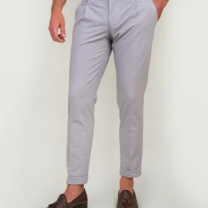 PANTALONE CON PINCES PERLA