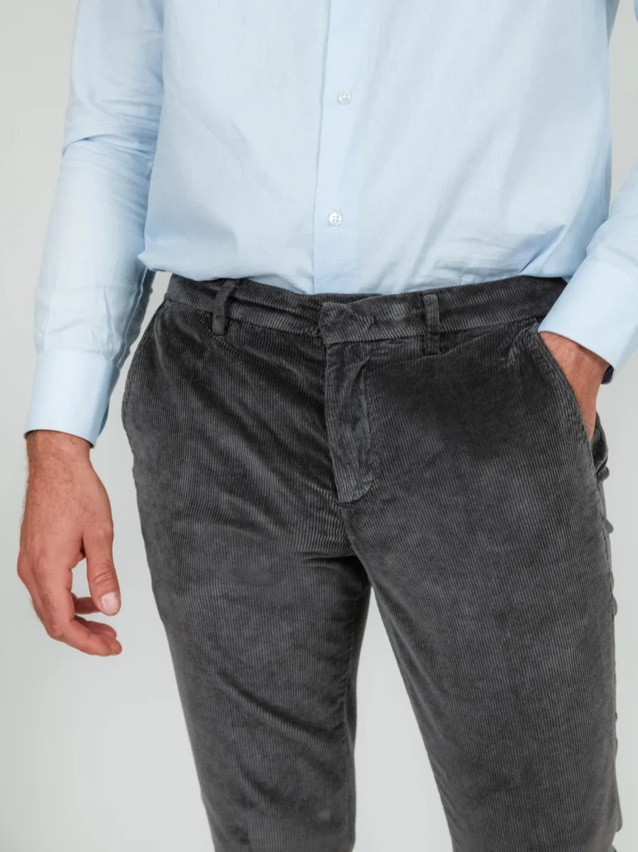 PANTALONE IN VELLUTO A COSTE ANTRACITE - immagine 5