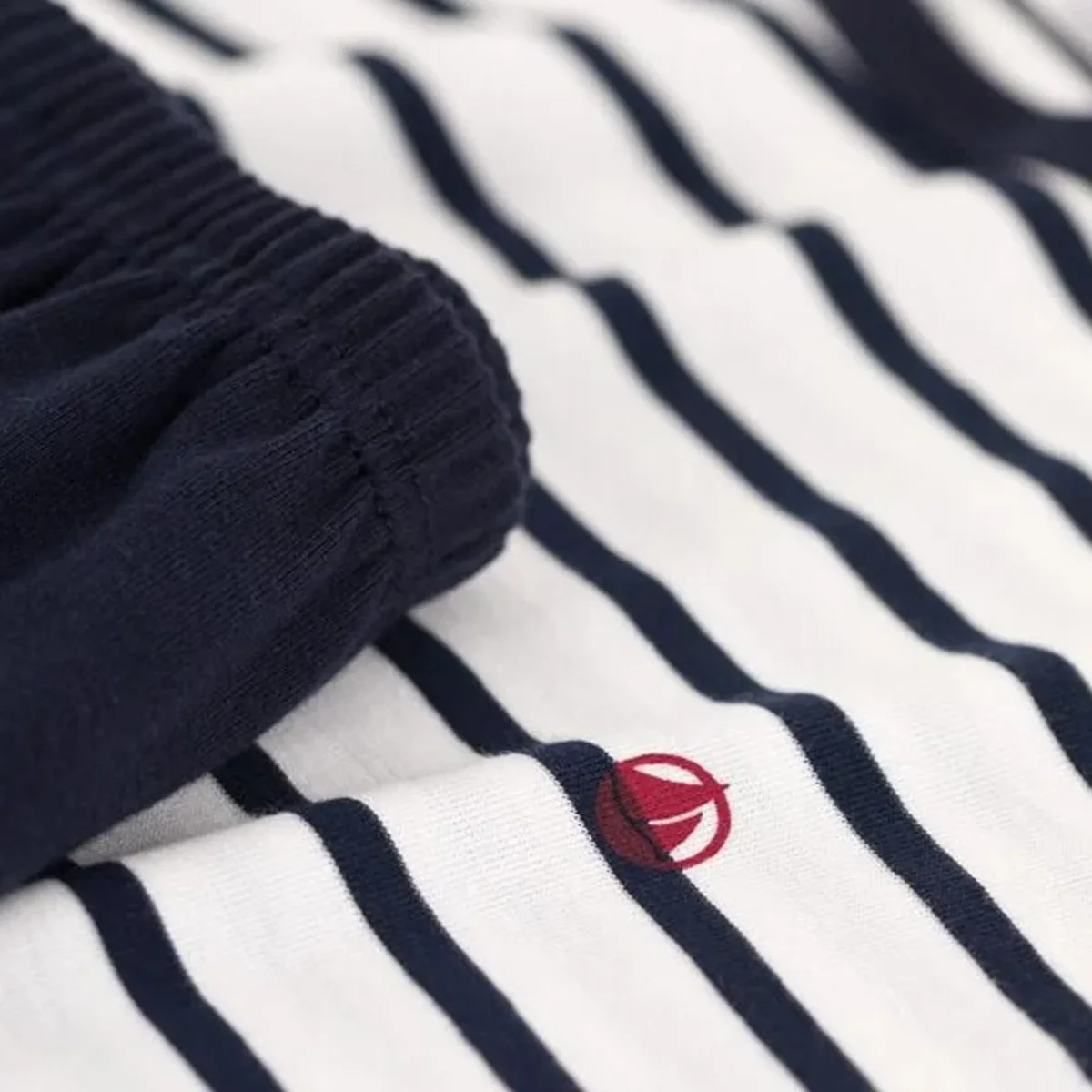 PIGIAMA CORTO A RIGHE MARINIÈRE UNISEX A COSTINE - immagine 3