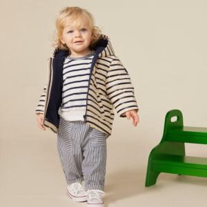 Piumino a righe biano e blu in pu