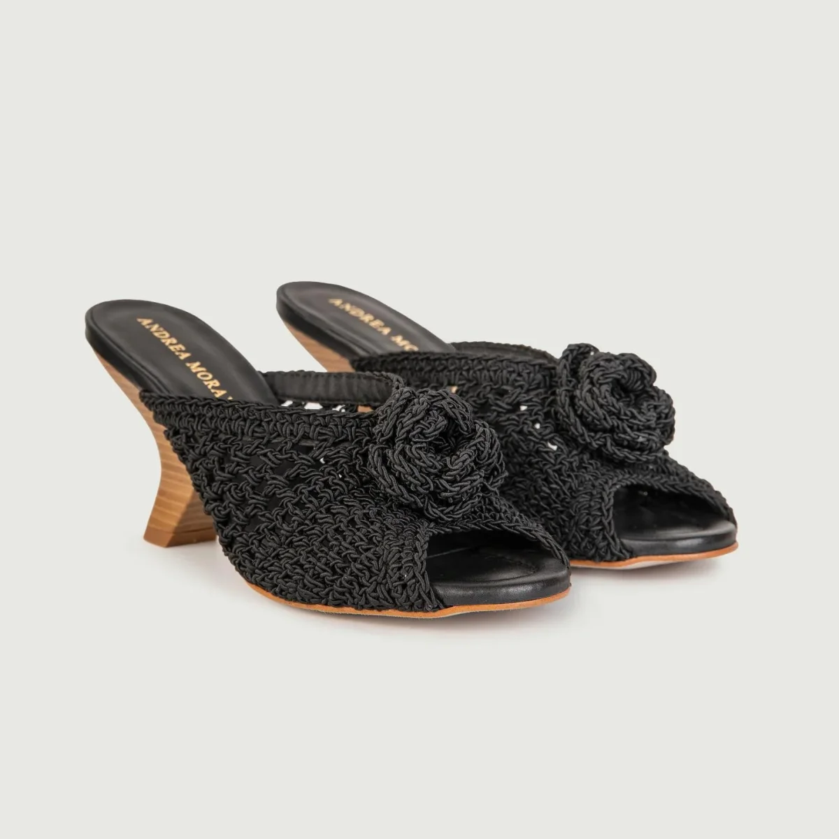 SABOT CON FASCIA UNCINETTO NERO - immagine 3