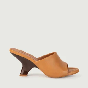 SABOT CON MAXI FASCIA IN PELLE CARAMELLO