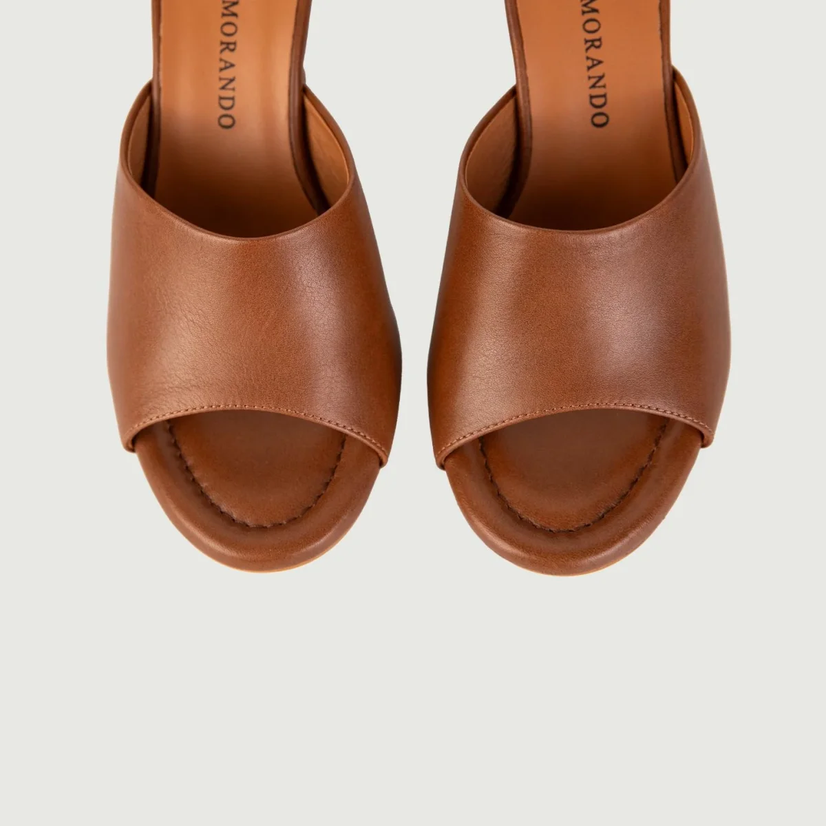 SABOT CON MAXI FASCIA IN PELLE MARRONE - immagine 5