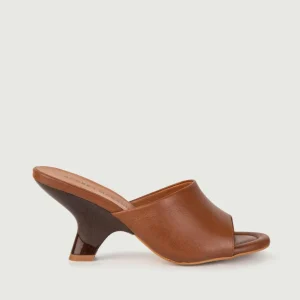 SABOT CON MAXI FASCIA IN PELLE MARRONE