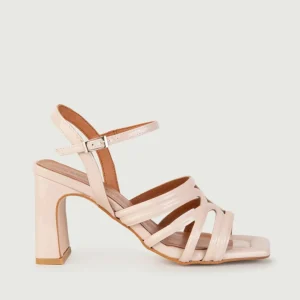 SANDALI CON TACCO IN VERNICE CIPRIA