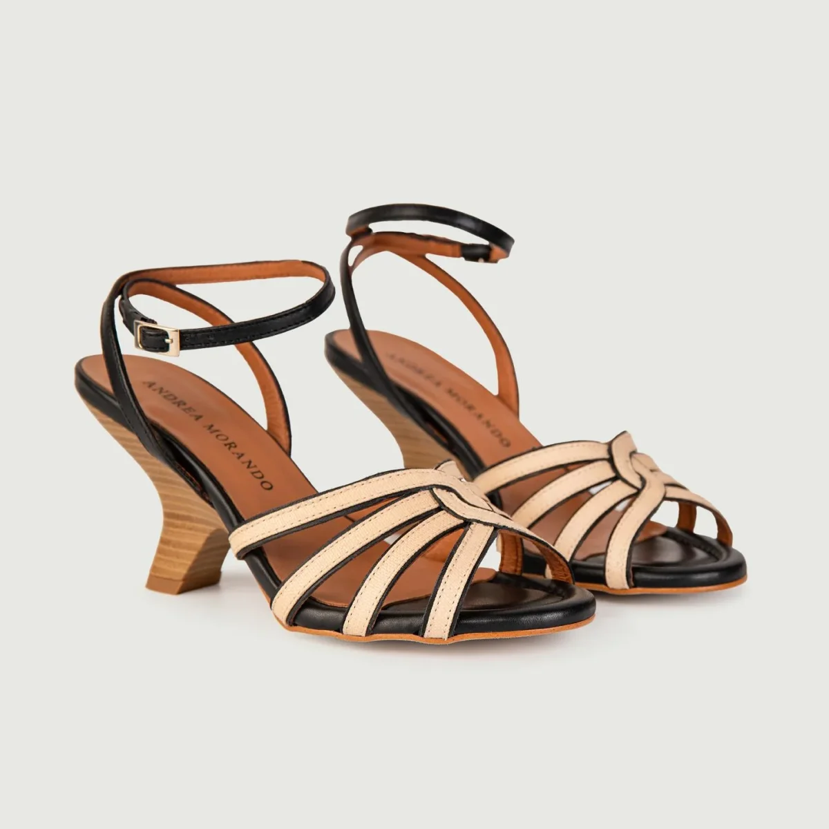 SANDALO CON LISTINI IN PELLE BEIGE E NERO - immagine 3