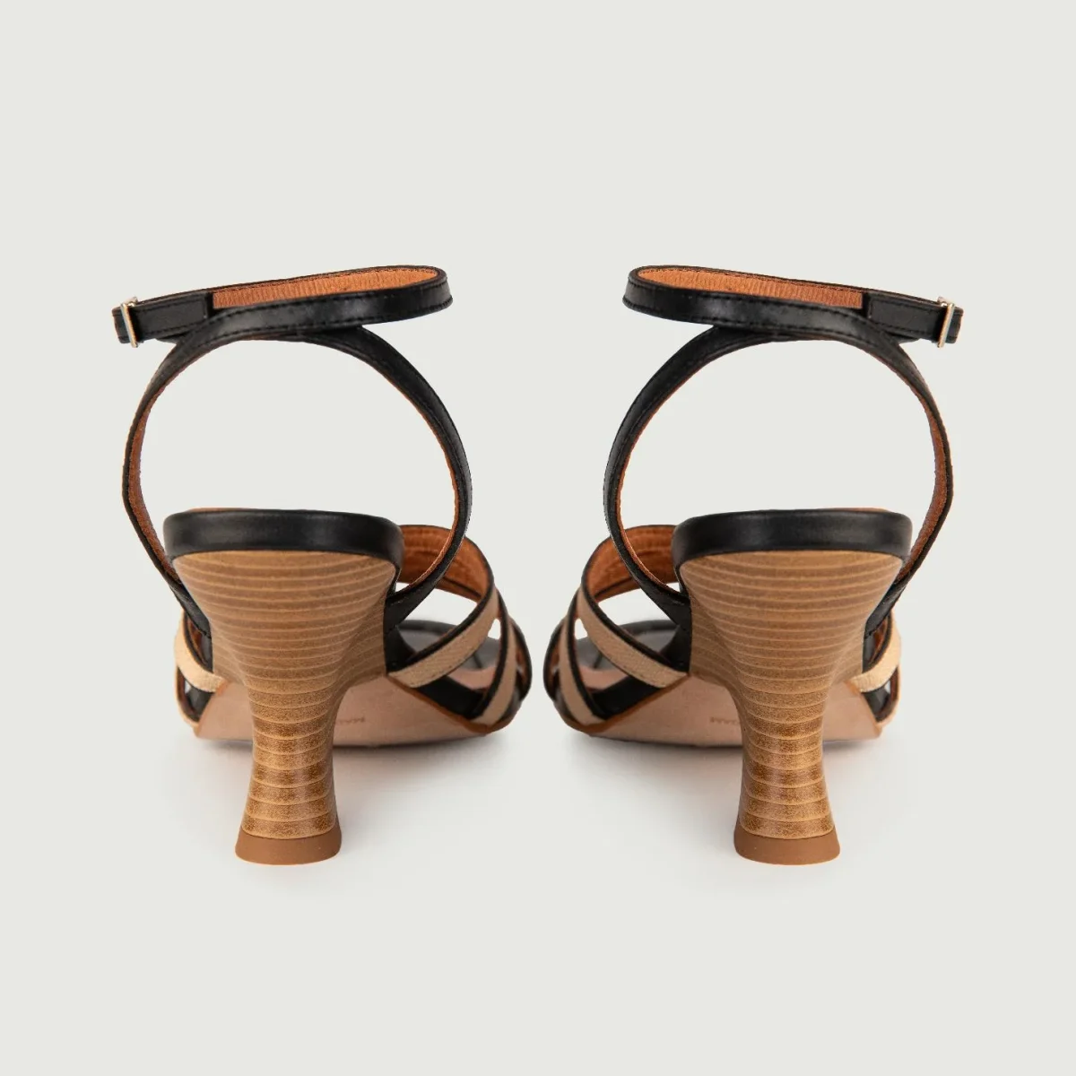 SANDALO CON LISTINI IN PELLE BEIGE E NERO - immagine 4