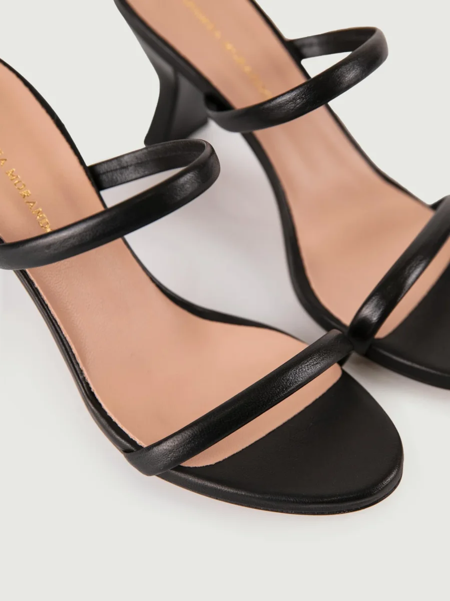 SANDALO CON TACCO E LISTINI IN PELLE COLOR NERO - immagine 6