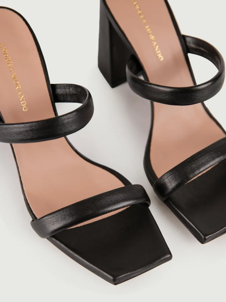 SANDALO CON TACCO IN PELLE NERO - immagine 6