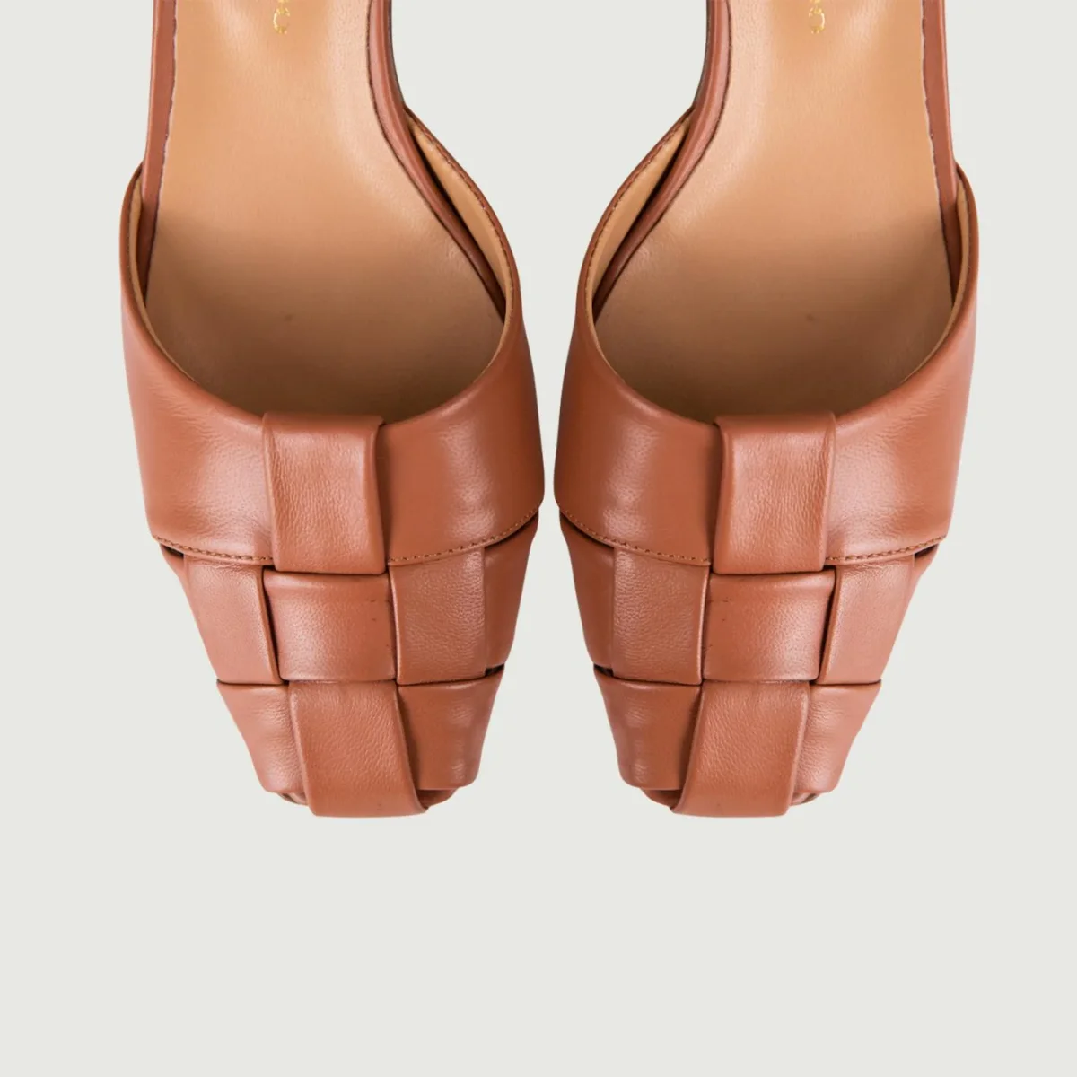 SANDALO CON TACCO QUADRATO E INTRECCIO CUOIO - immagine 4