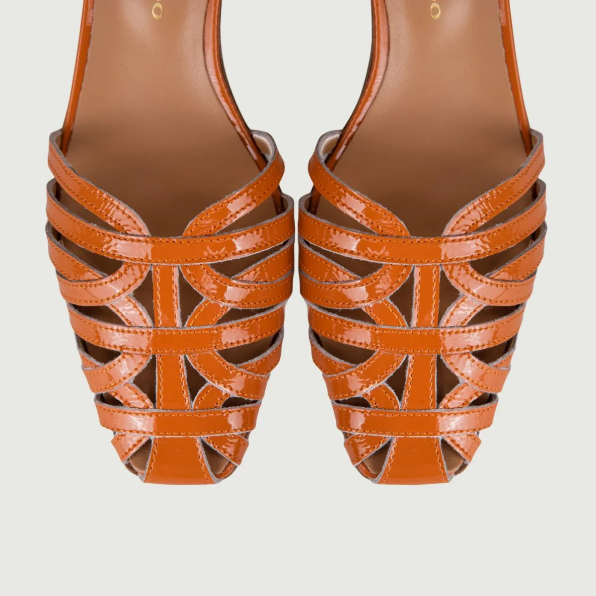 SANDALO CON TACCO QUADRATO IN NAPLAK ARANCIO - immagine 4