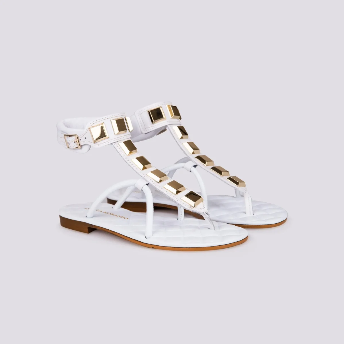 SANDALO INFRADITO CON BORCHIE - immagine 4