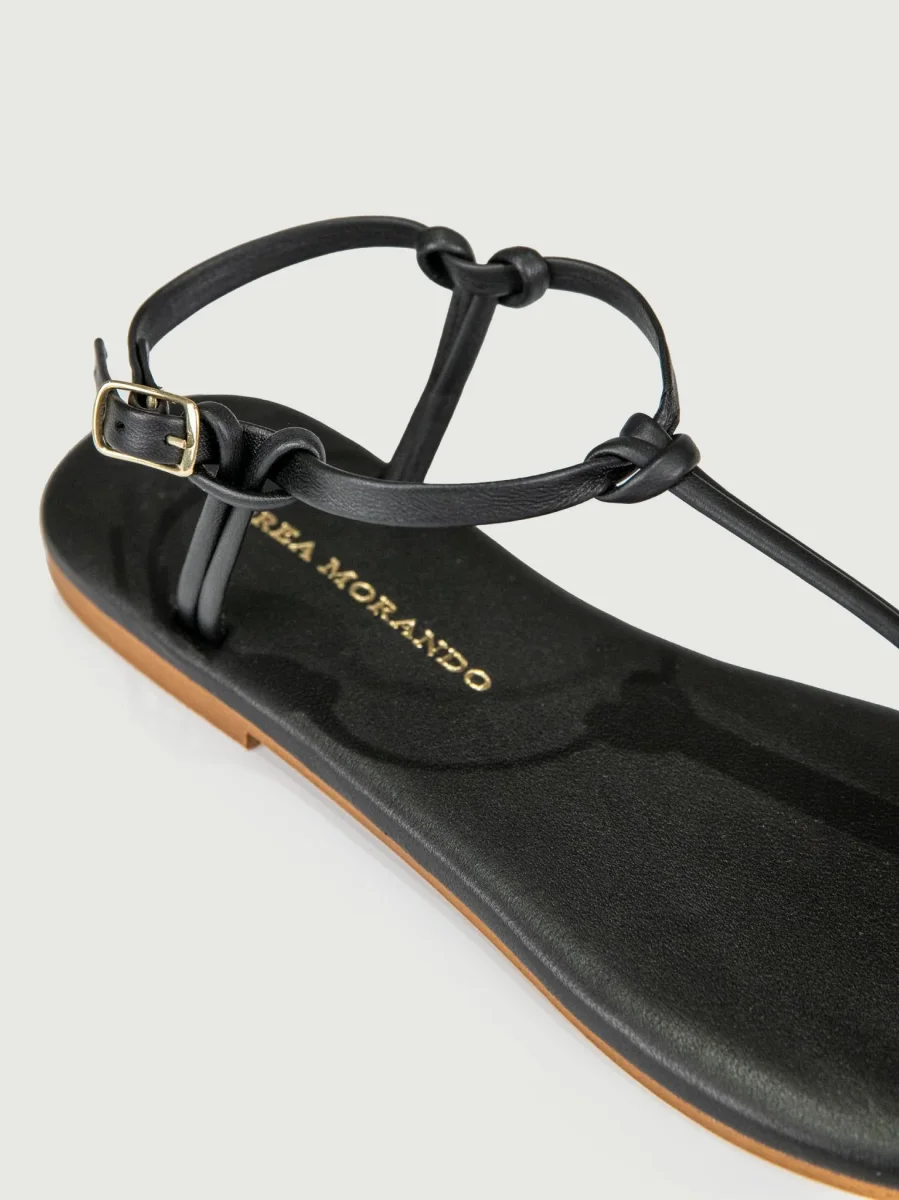 SANDALO INFRADITO CON NODINI IN PELLE NERO - immagine 4