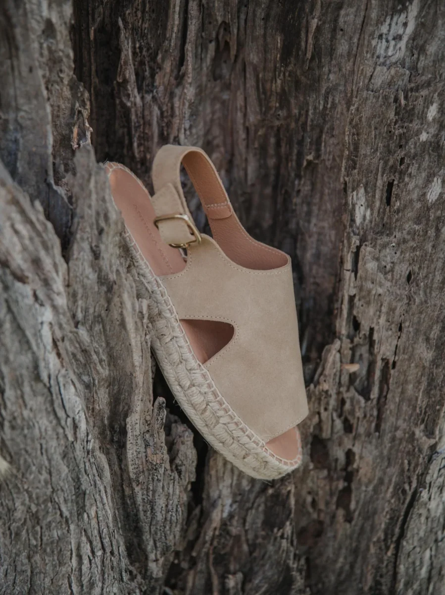 SANDALO IN PELLE SCAMOSCIATA CON SUOLA IN CORDA - immagine 7