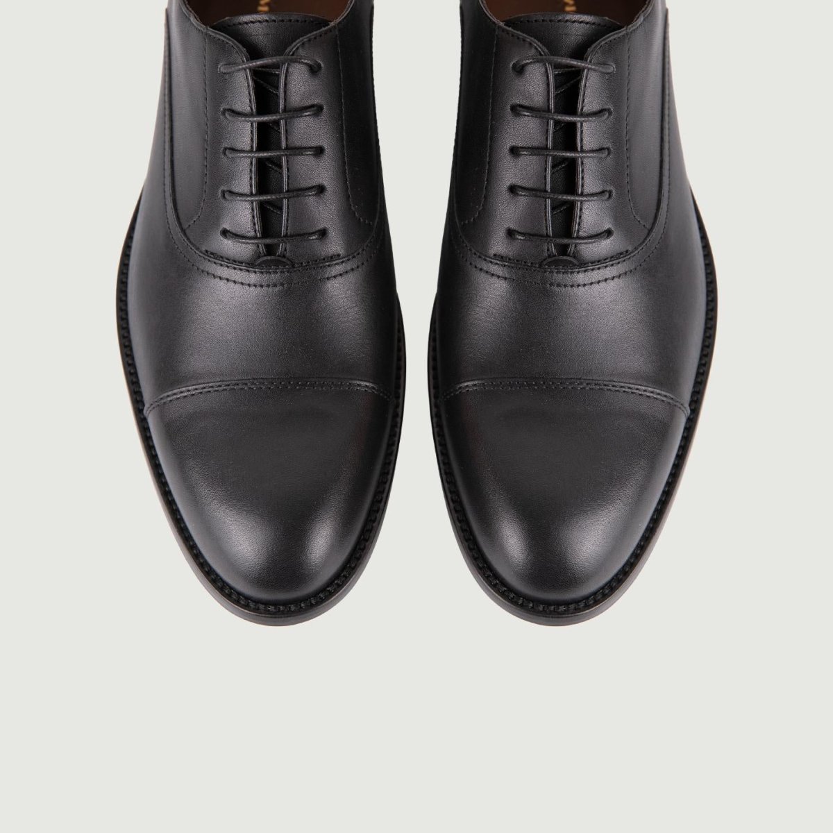 SCARPA ELEGANTE STRINGATA NERA - immagine 4