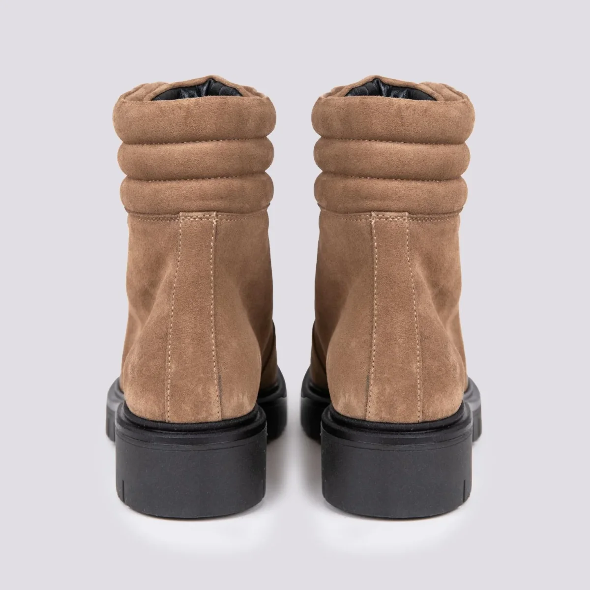 SCARPONCINO ALTO CON ALLACCIO TREKKING IN CAMOSCIO BEIGE - immagine 4