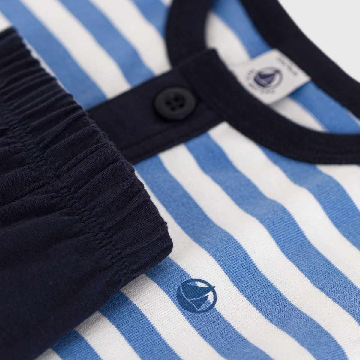 SET BEBÈ T-SHIRT E PANTALONCINI IN JERSEY - immagine 3