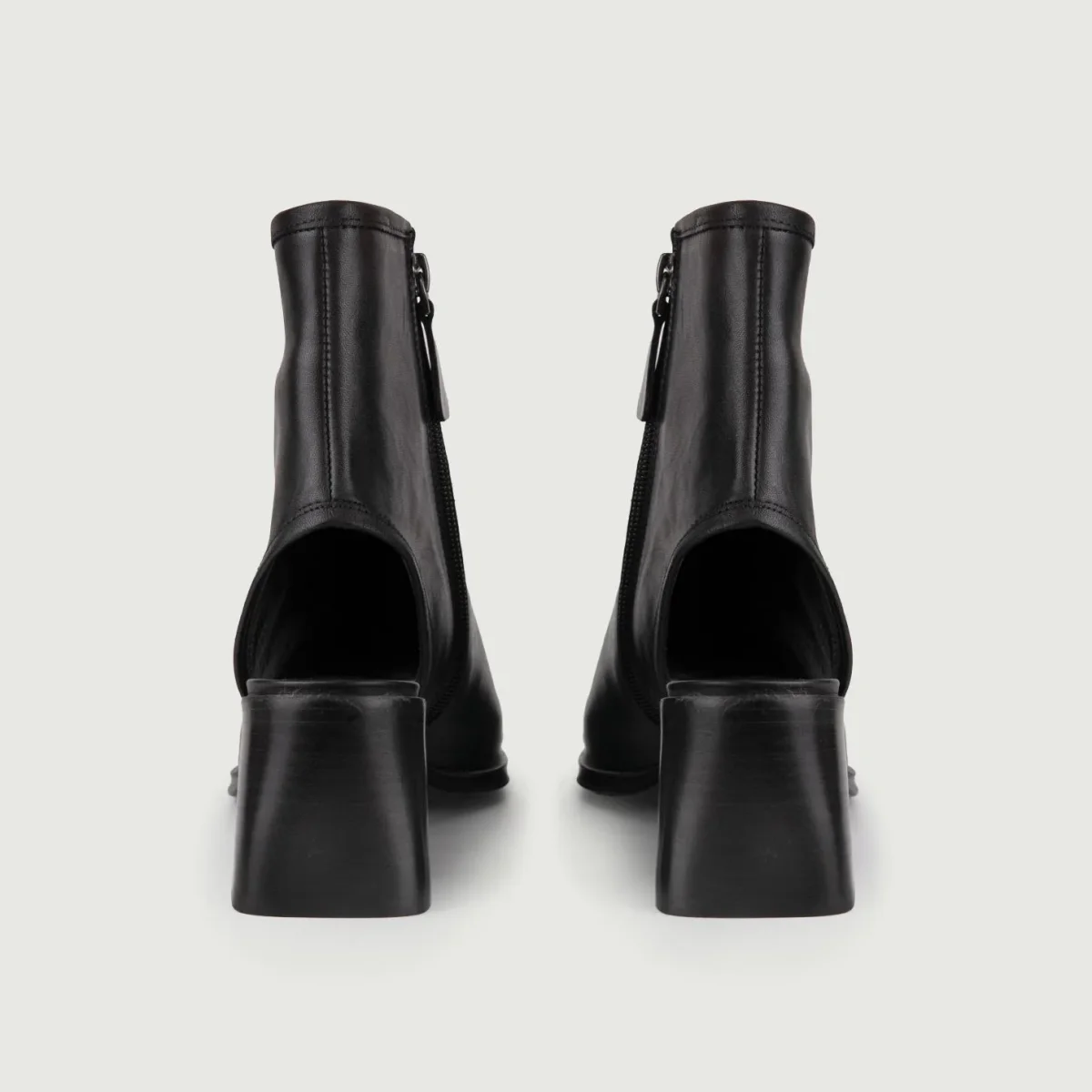 STIVALETTO CON PUNTA APERTA E TACCO SQUADRATO NERO - immagine 4