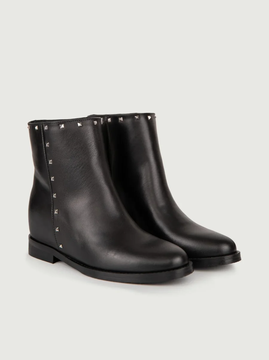 STIVALETTO IN PELLE NERA CON ZEPPA INTERNA - immagine 3