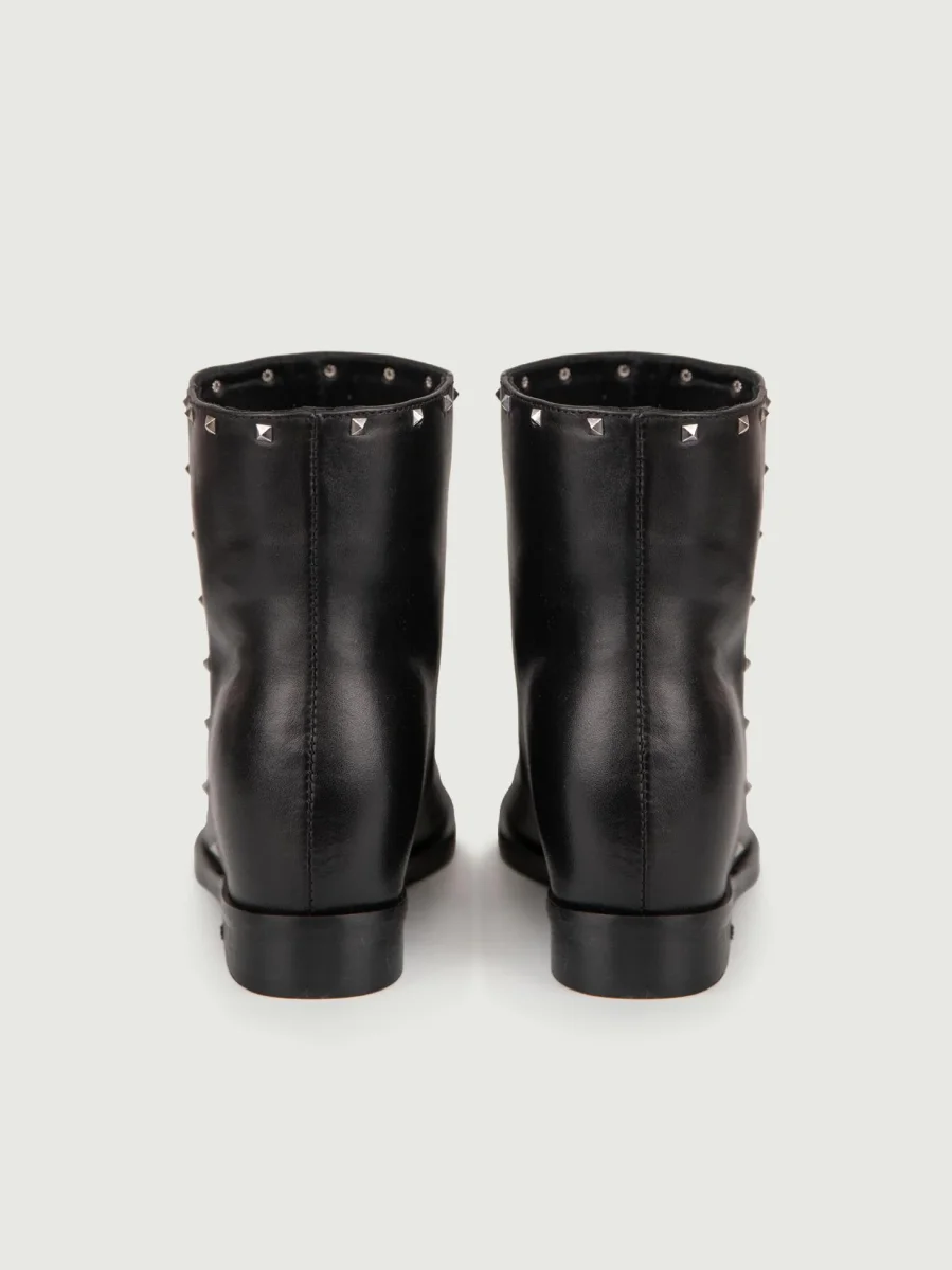 STIVALETTO IN PELLE NERA CON ZEPPA INTERNA - immagine 4