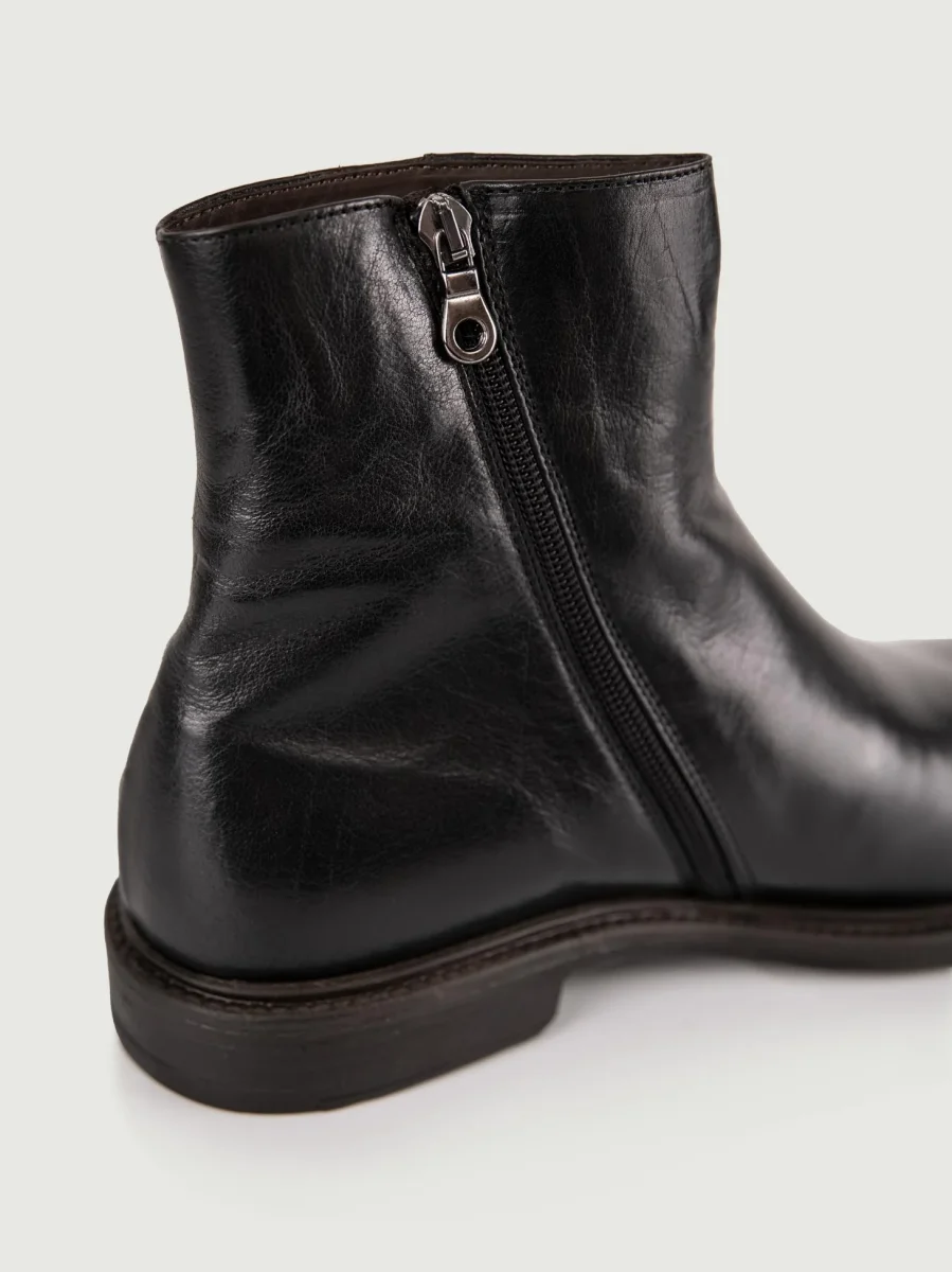 STIVALETTO IN PELLE NERA - immagine 6