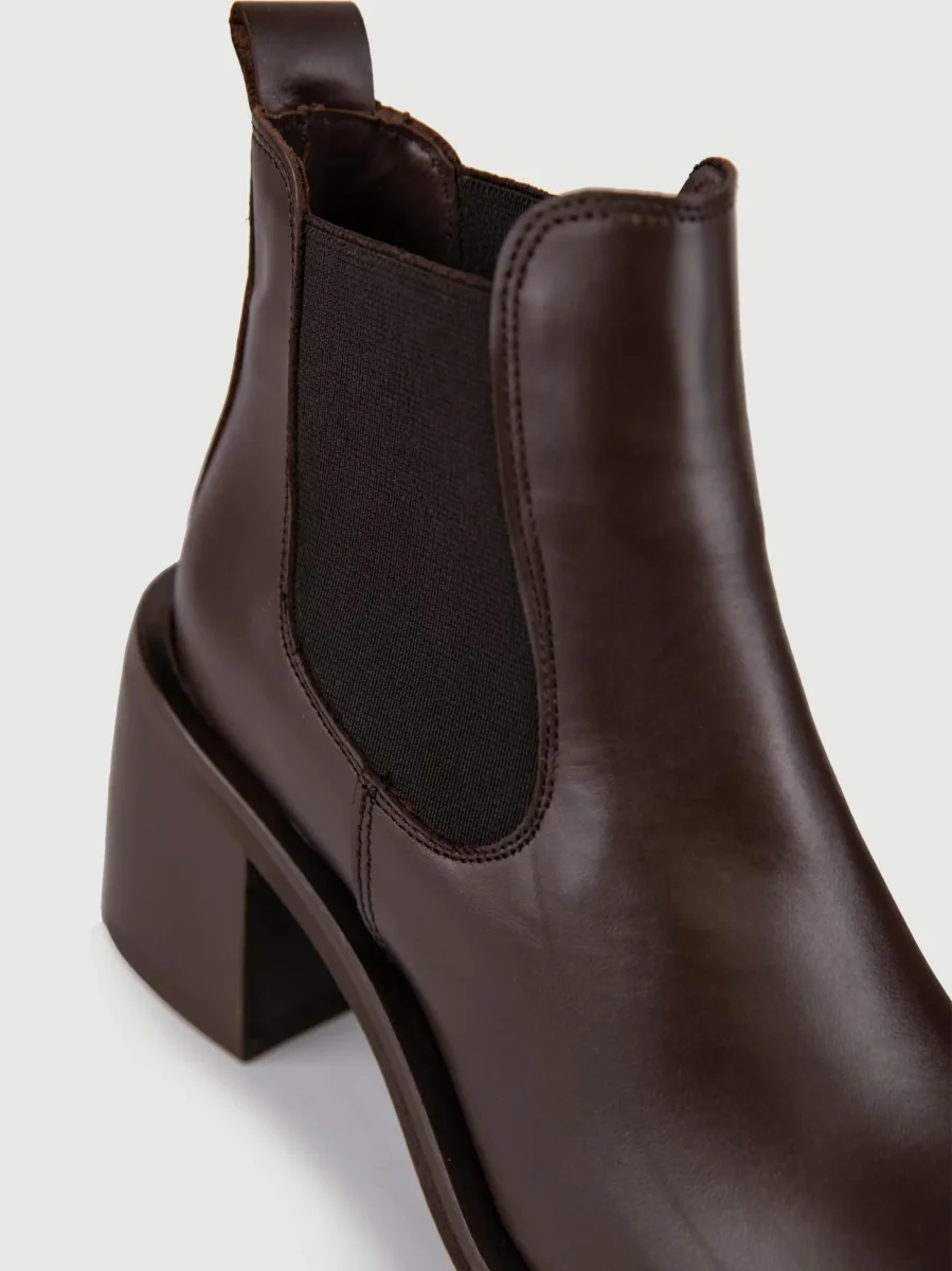 STIVALETTO IN PELLE TESTA MORO CON PUNTA ARROTONDATA - immagine 6