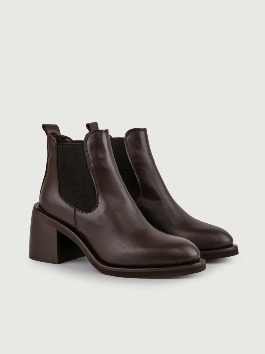 STIVALETTO IN PELLE TESTA MORO CON PUNTA ARROTONDATA - immagine 3