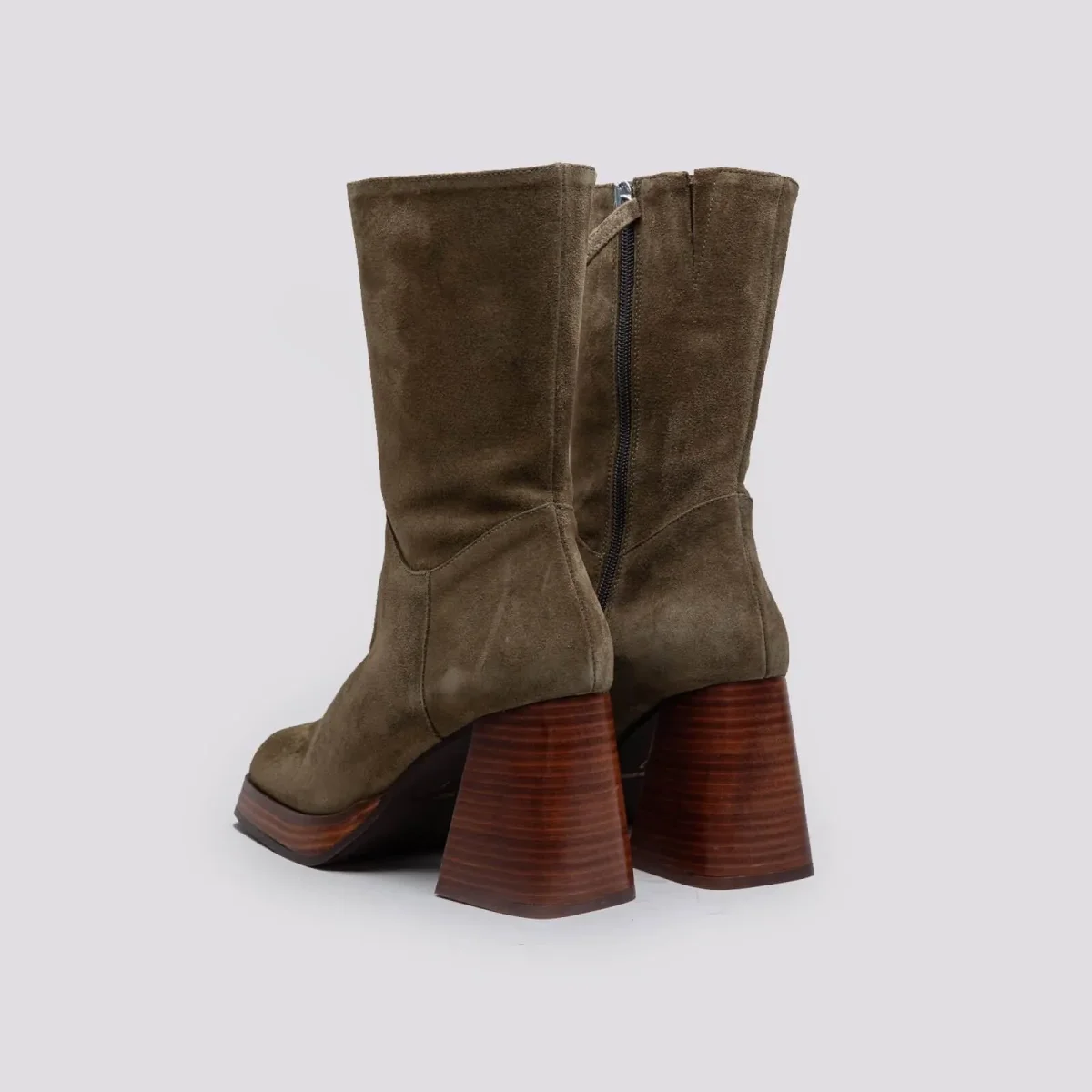 STIVALETTO PUNTA SQUADRATA IN CAMOSCIO - immagine 3