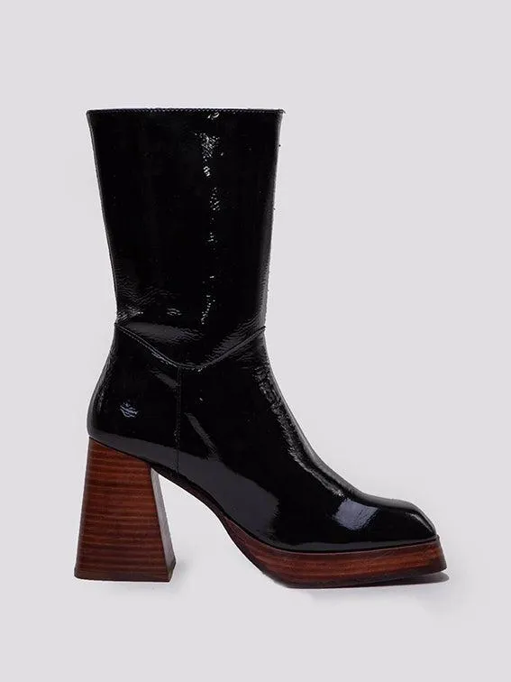 STIVALETTO PUNTA SQUADRATA IN NAPLAK