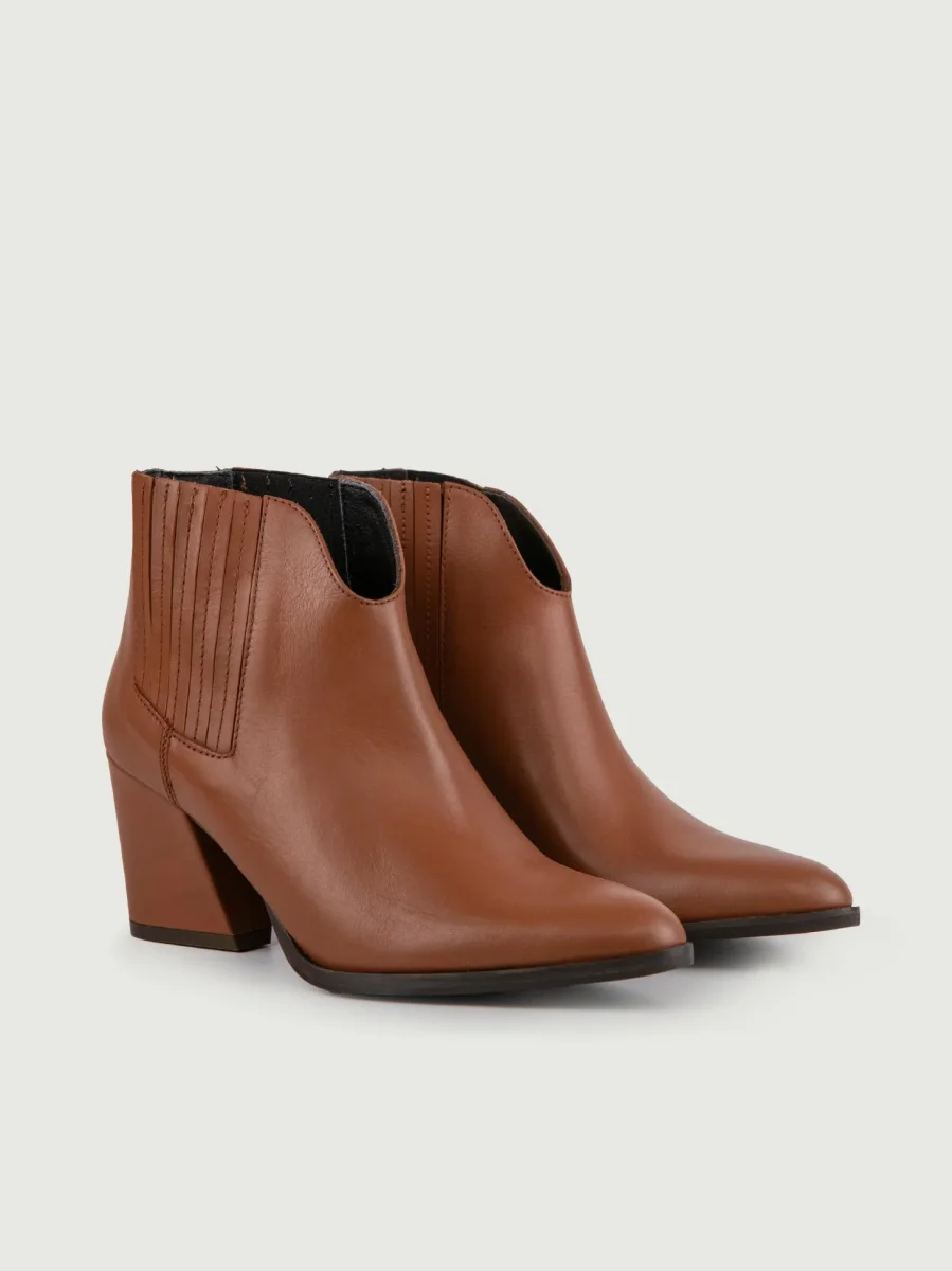 STIVALETTO TEXANO IN PELLE COLOR CUOIO CON SCOLLO - immagine 3