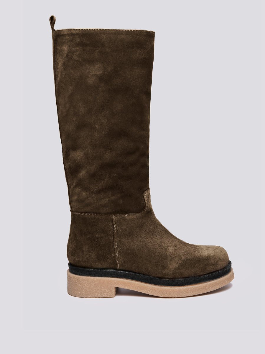 STIVALE ALTO IN CAMOSCIO