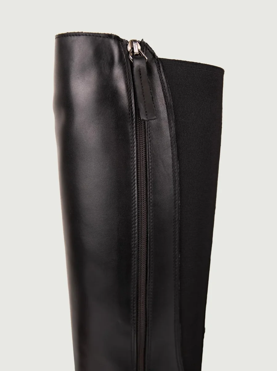 STIVALE ALTO IN PELLE NERA CON ELASTICO - immagine 6