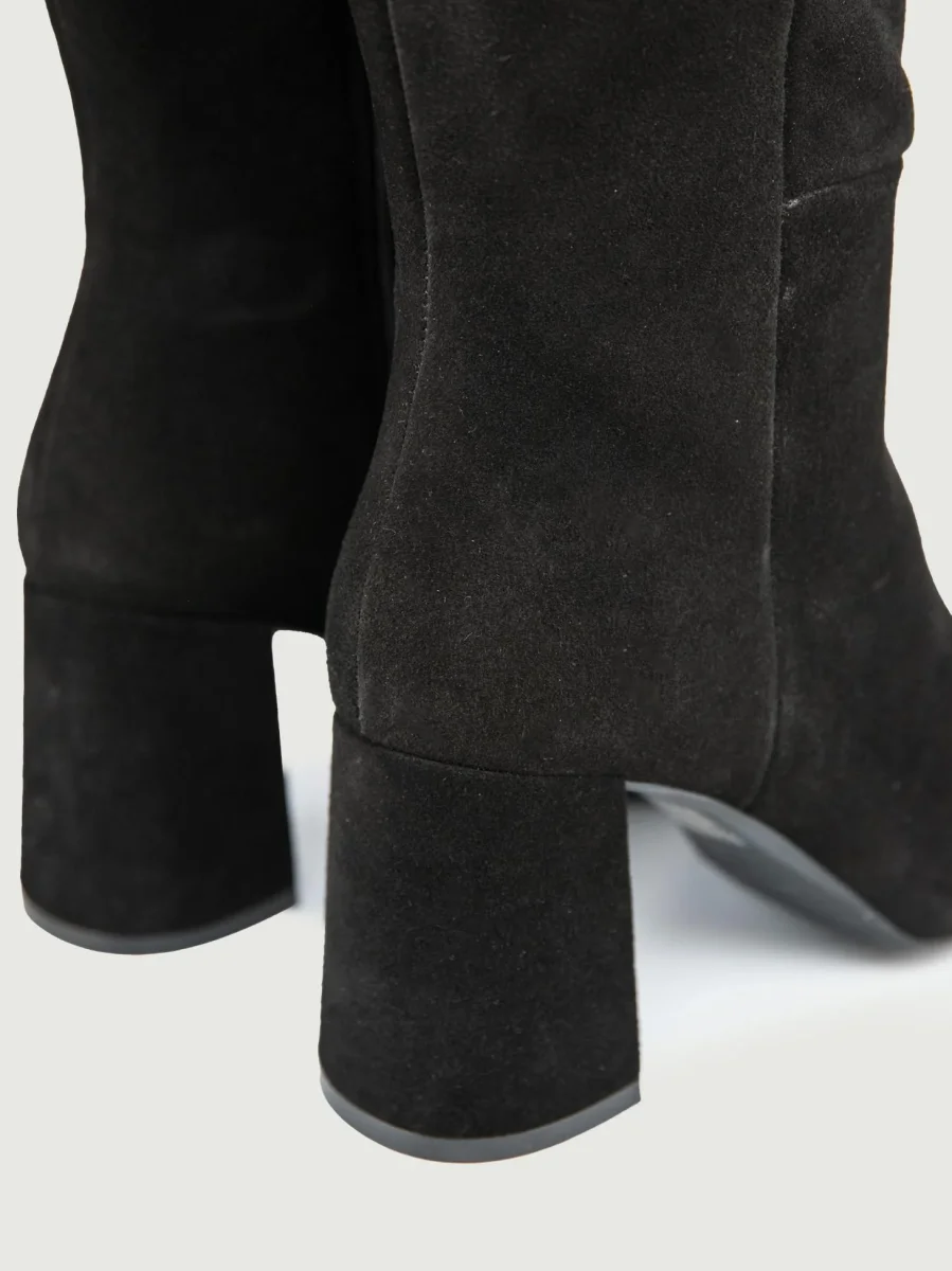 STIVALE IN CAMOSCIO NERO - immagine 7