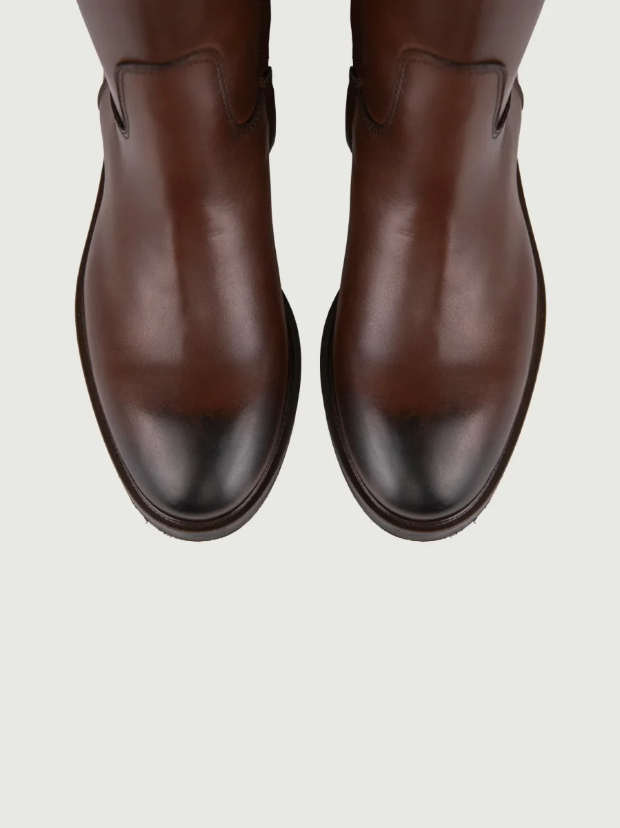 STIVALE IN PELLE MARRONE CON PUNTA SFUMATA - immagine 5