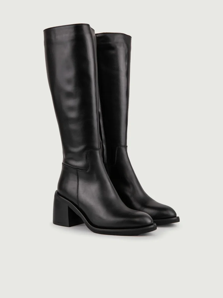 STIVALE IN PELLE NERA - immagine 3