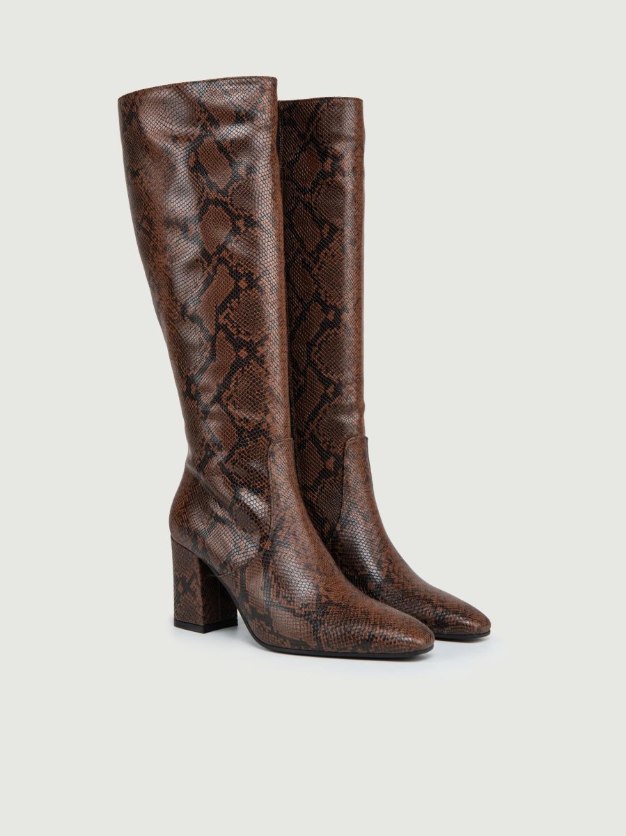 STIVALE IN PELLE STAMPA PITONE MARRONE - immagine 3