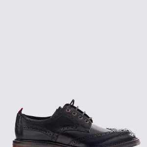 STRINGATA IN PELLE CON LACCIO SPORTIVO