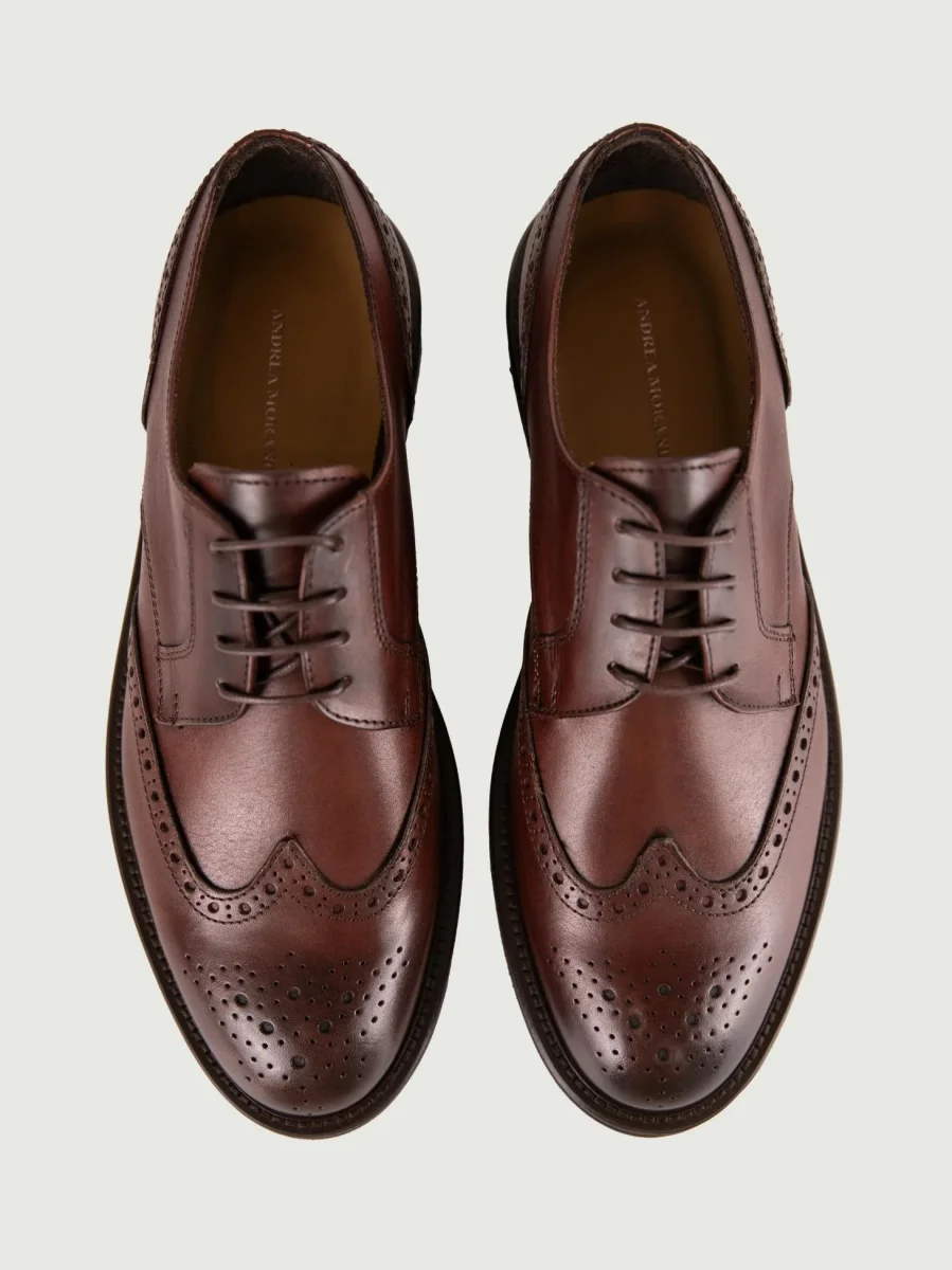 STRINGATA IN PELLE MARRONE CODA DI RONDINE - immagine 5