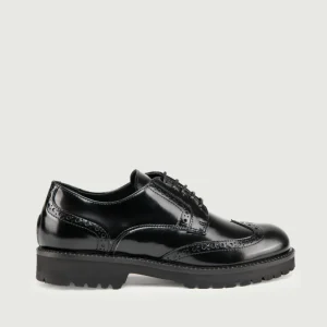 STRINGATA IN PELLE SPAZZOLATA NERA