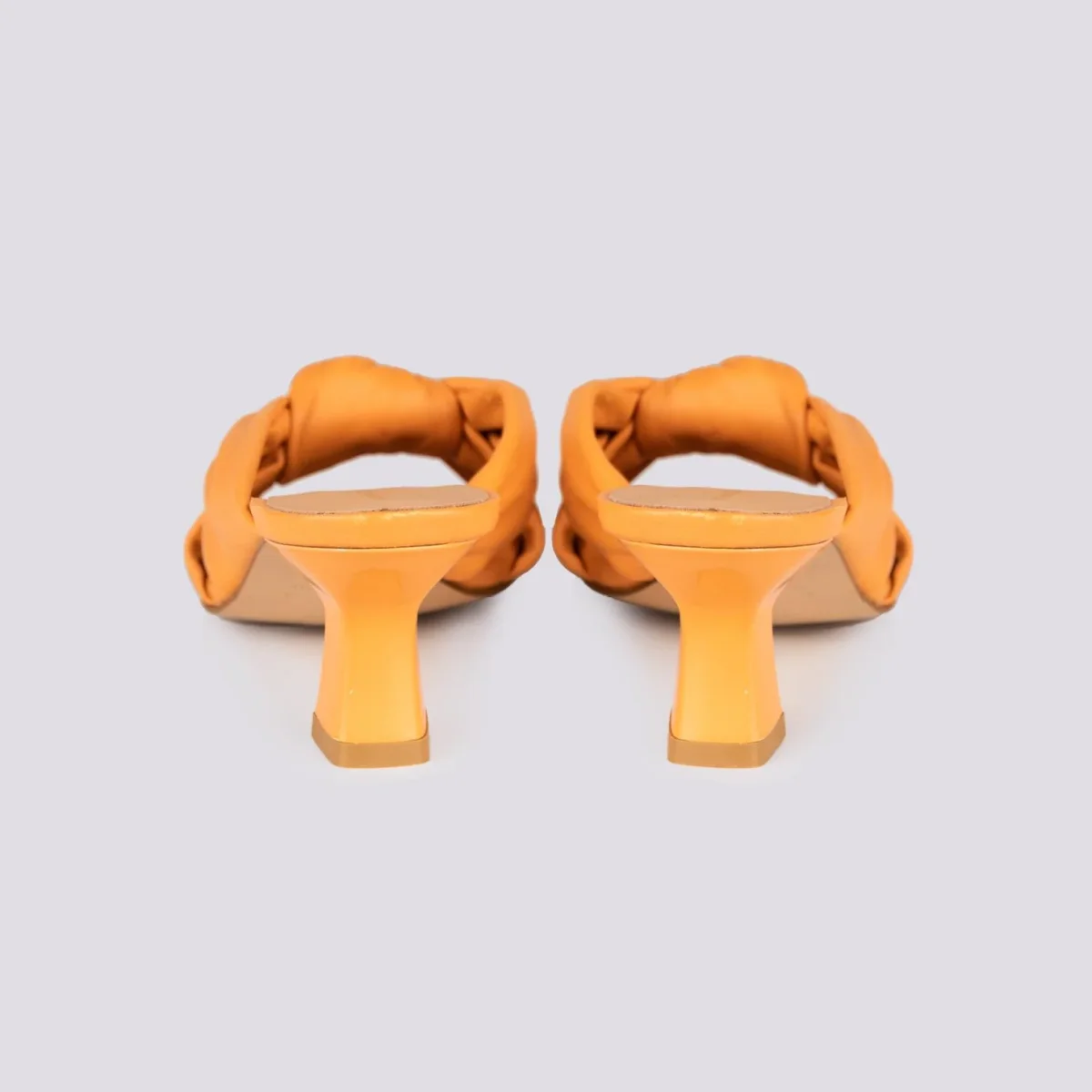 Sabot in pelle arancio con nodo - immagine 5