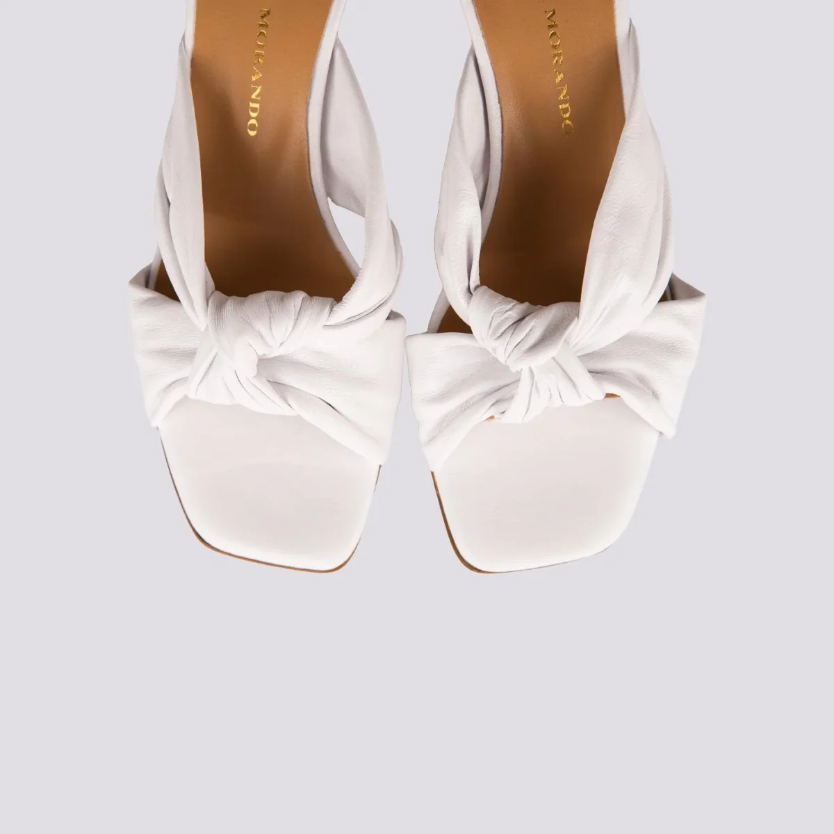 Sabot in pelle bianca con nodo - immagine 4