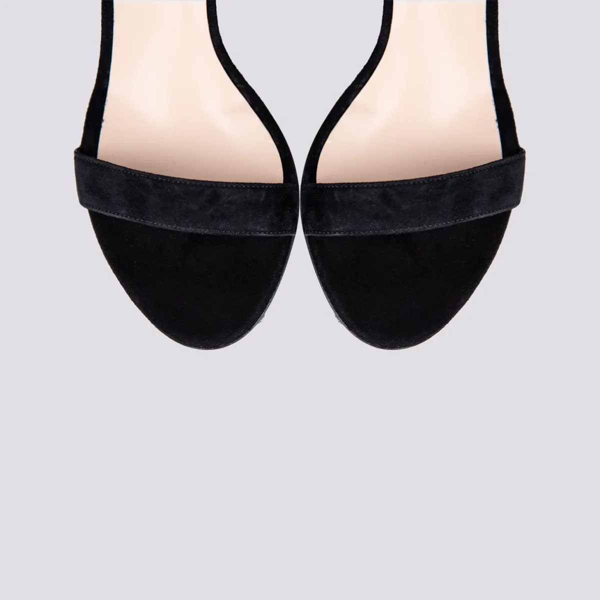 Sandalo con tacco spesso in camoscio nero - immagine 4