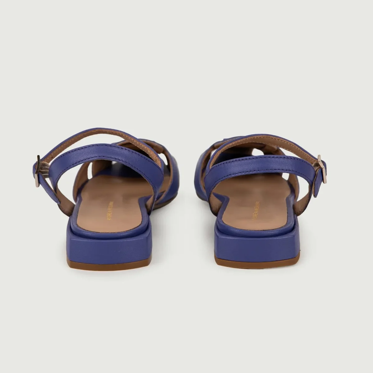 Sandalo in pelle viola con maxi listini - immagine 4