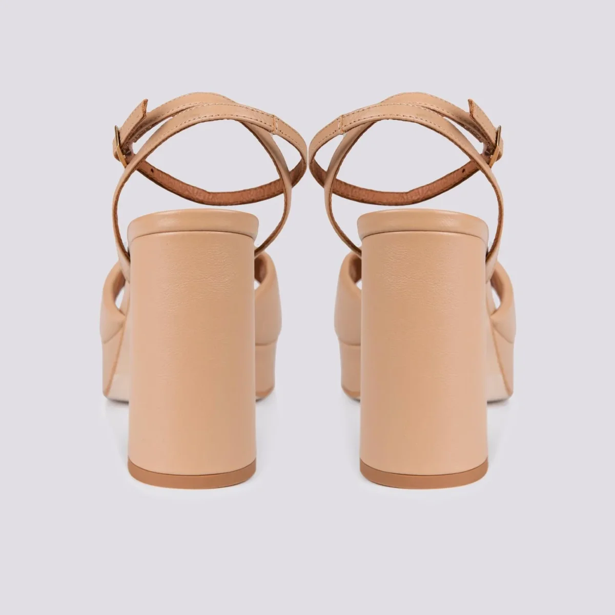 Sandalo platform in pelle beige con tacco spesso - immagine 5