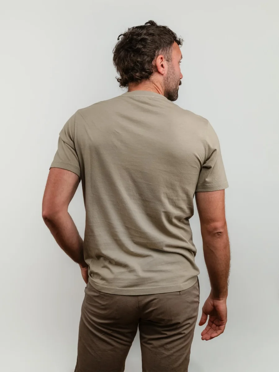 T-SHIRT IN JERSEY CON TASCHINO COLONIALE - immagine 4