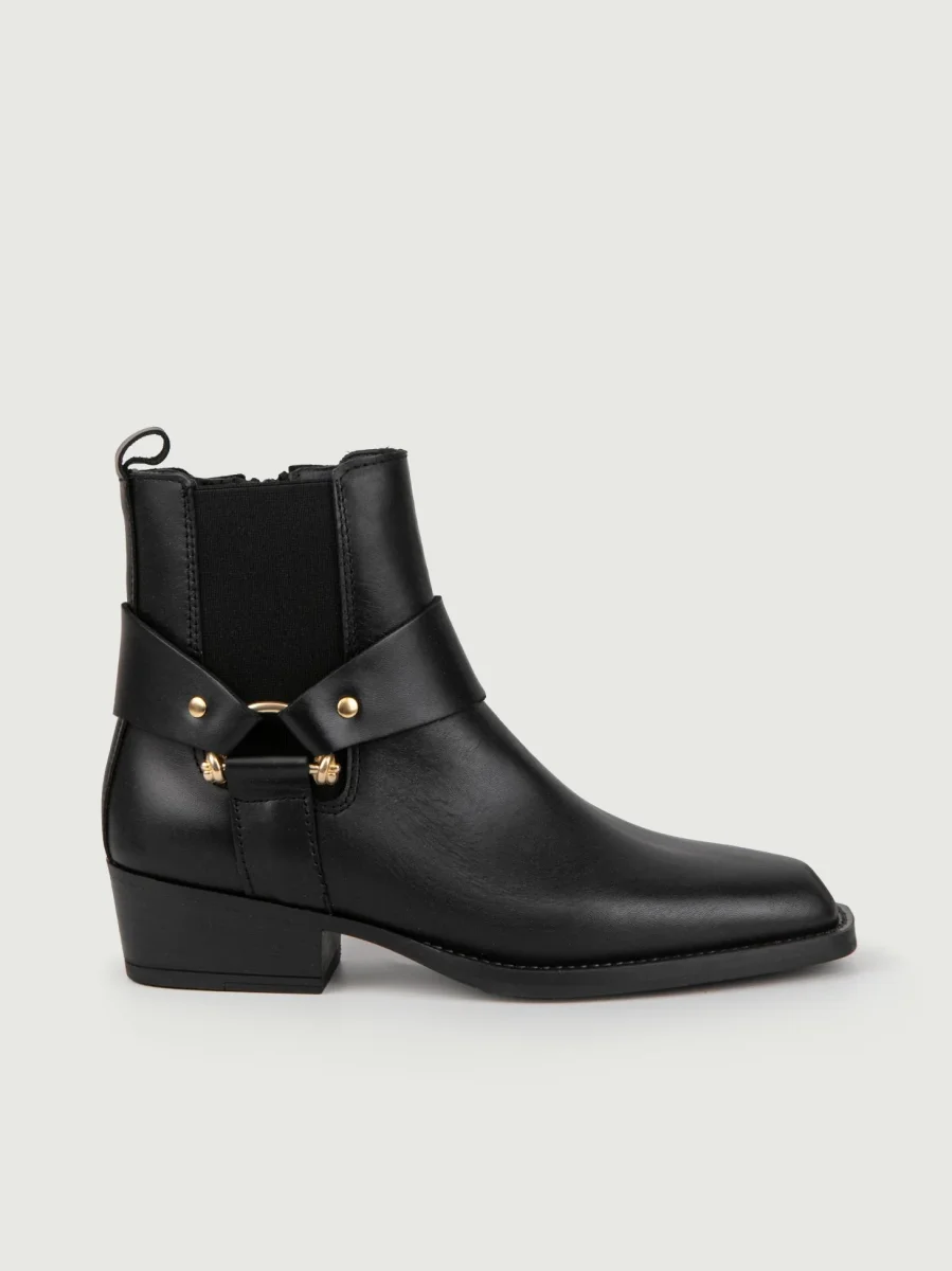 TEXANO IN PELLE NERA CON MORSETTO