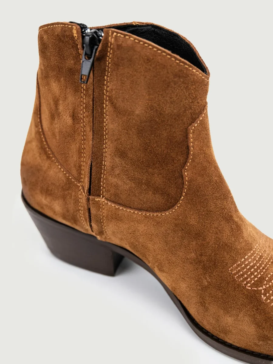 TEXANO IN PELLE SCAMOSCIATA COLOR TABACCO - immagine 6