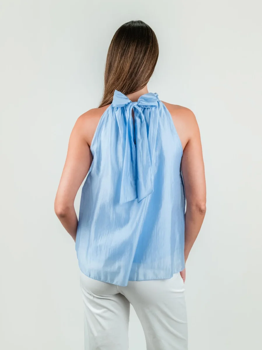 TOP CON SCOLLO HALTER AZZURRO - immagine 4